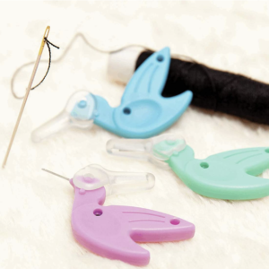 Hummingbird Needle Threader - Image 2