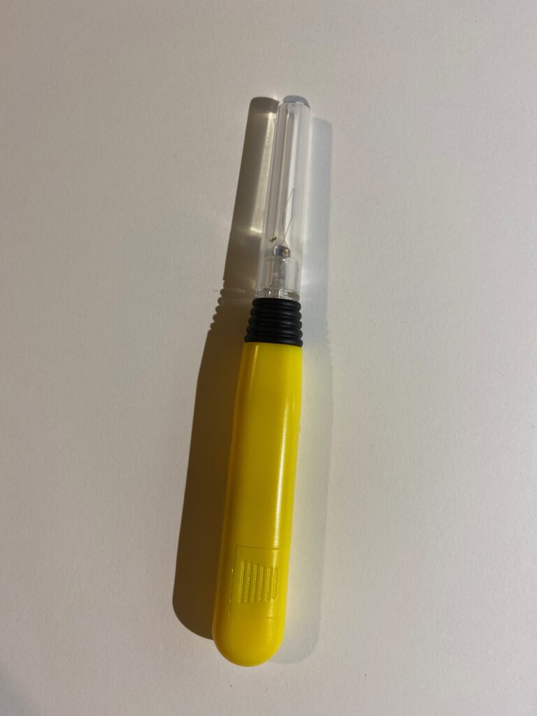 Zickupy Yellow Handle Needle Threader