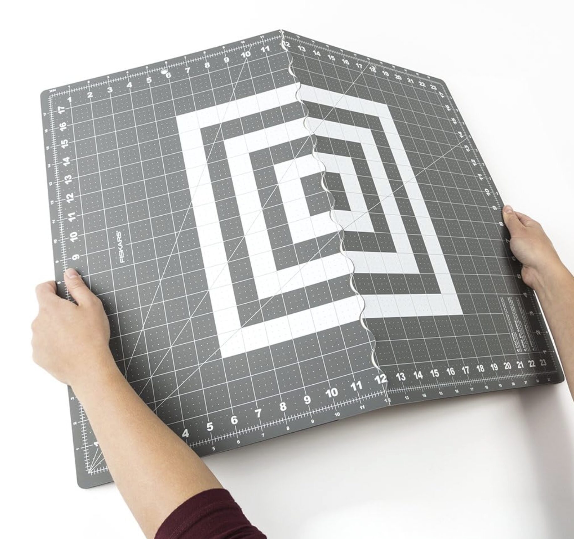 Fiskars Folding Mat - Being Folded