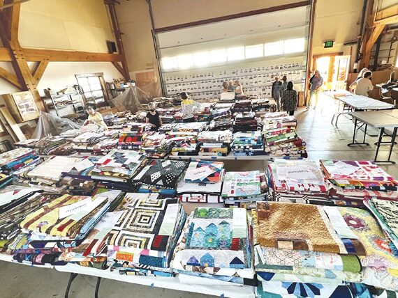 Sisters - Quilts Ready to be hung