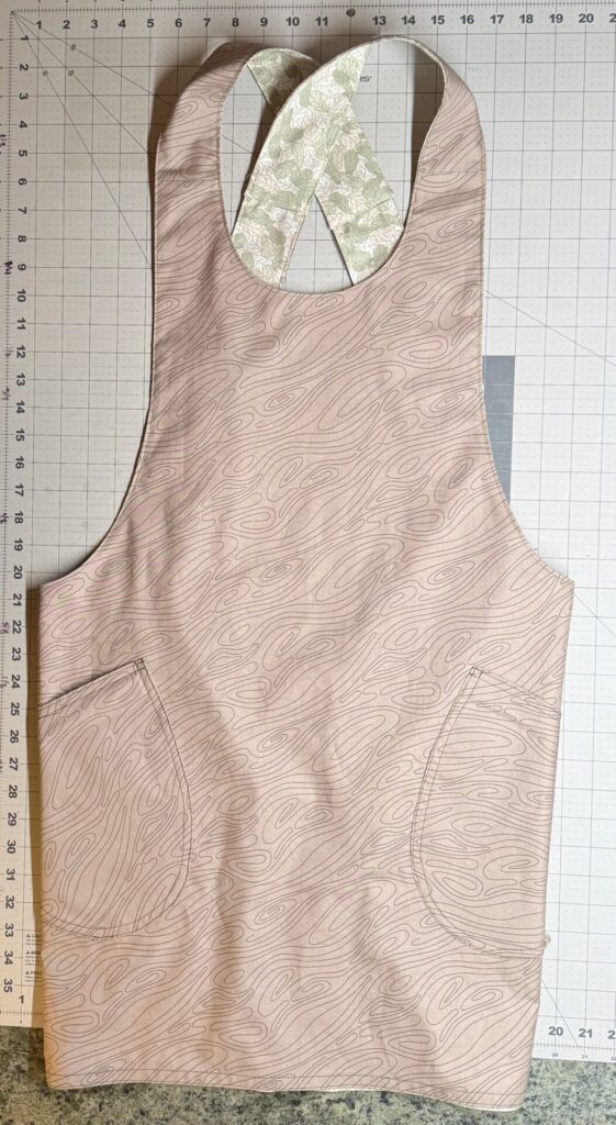 Criss Cross Apron - Brown - Trace Your pattern